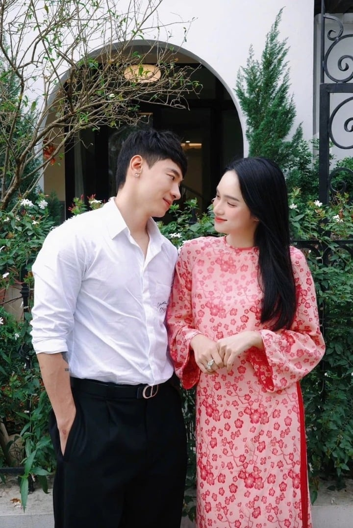 Hoa hậu Hương Giang tình tứ bên bạn trai tin đồn kém 3 tuổi- Ảnh 9.