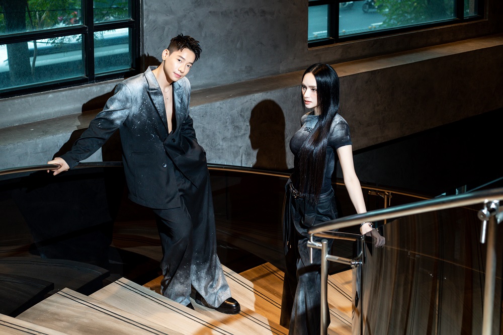 Hoa hậu Hương Giang tình tứ bên bạn trai tin đồn kém 3 tuổi- Ảnh 4.