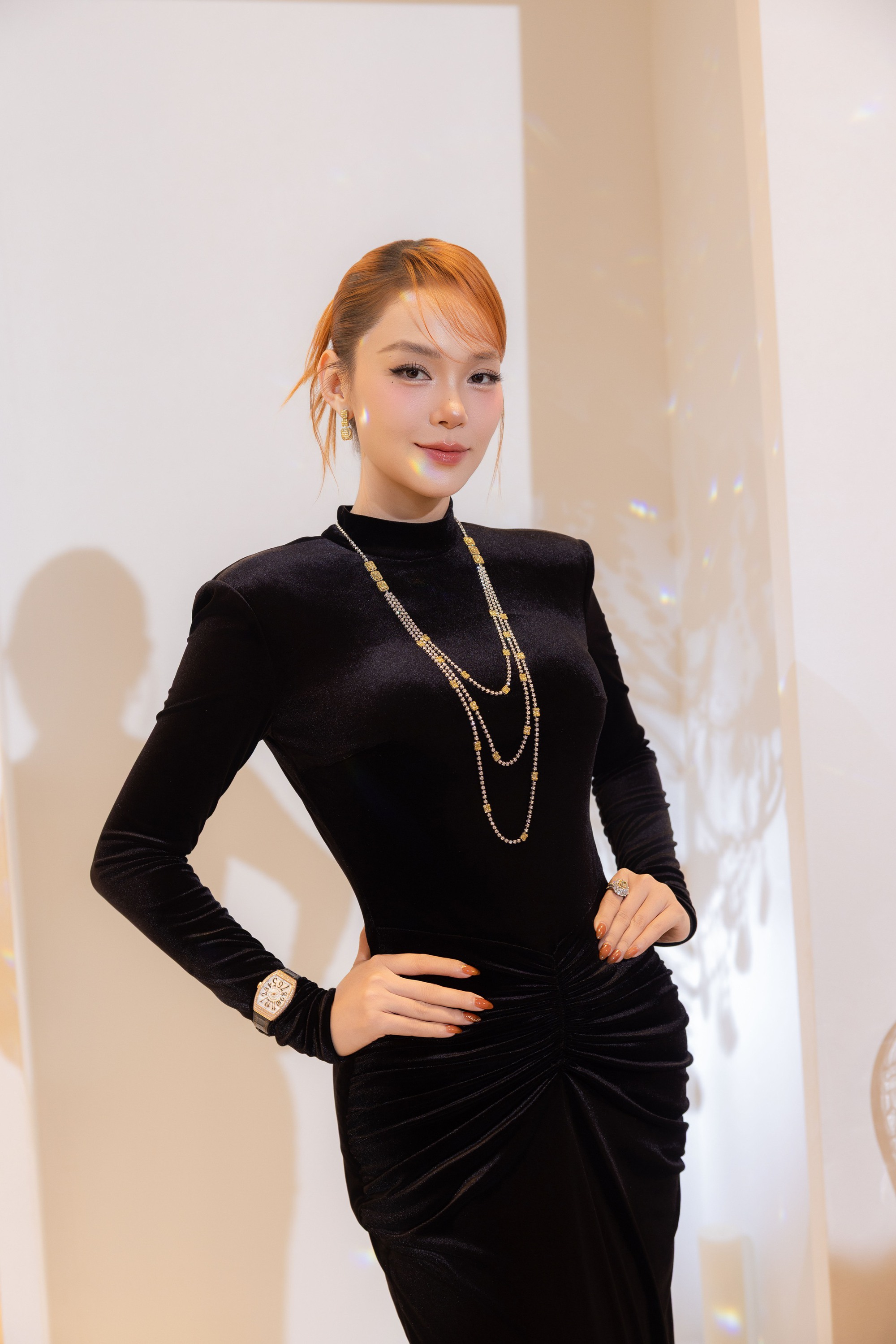 Dàn hoa á hậu diện váy của Chung Thanh Phong: Hoàng Thùy như nữ thần, Ngọc Châu quá gợi cảm- Ảnh 10.