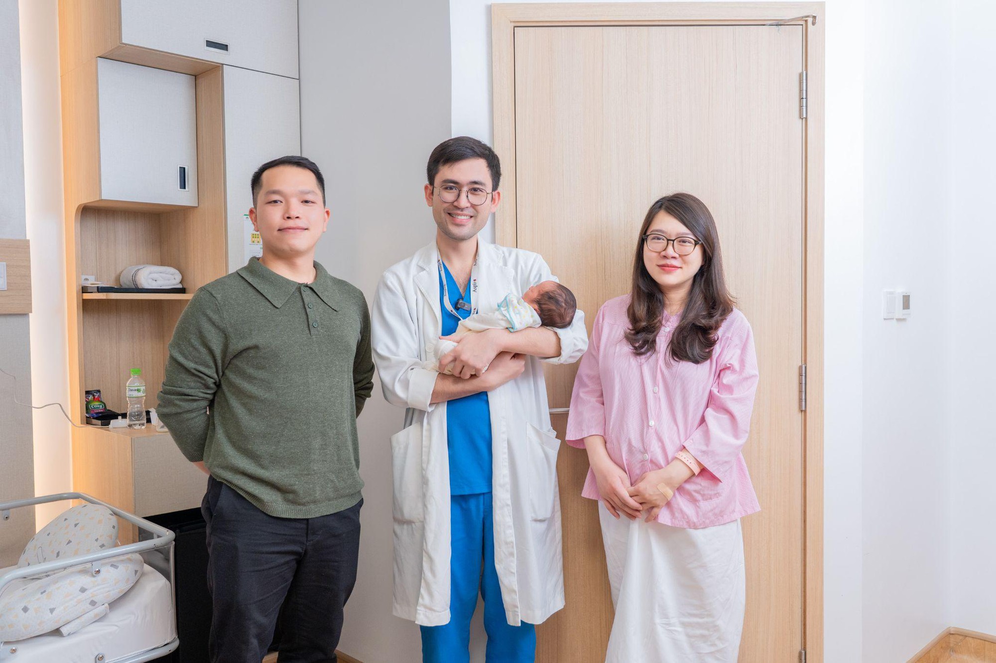 IVF Hồng Ngọc l&agrave;m chủ phương ph&aacute;p gi&uacute;p gia đ&igrave;nh sinh con khỏe mạnh - Ảnh 3.