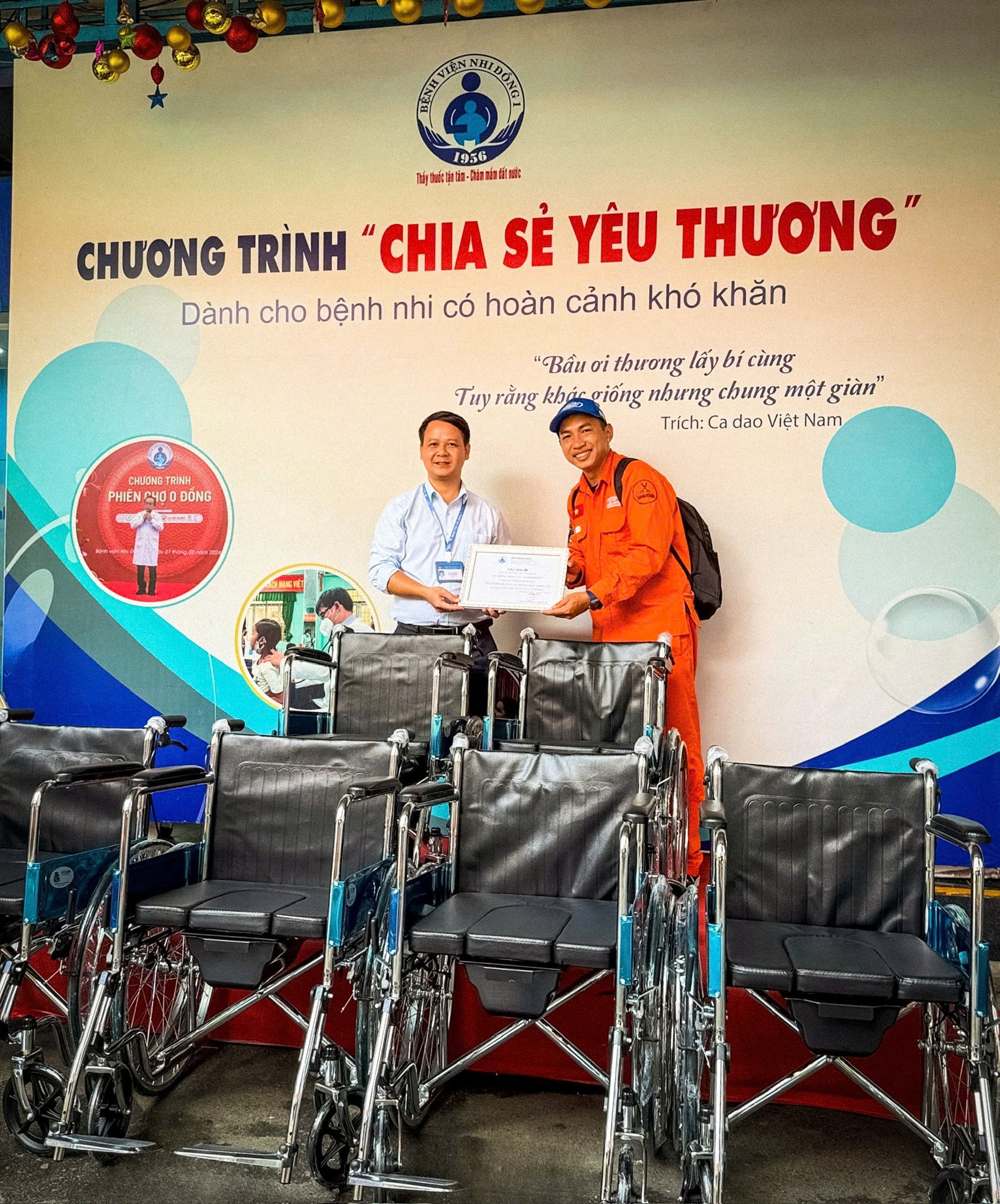 Chi hàng trăm triệu phủ xanh, chuỗi tiệm cắt tóc khiến khách choáng ngợp khi bước vào, tưởng sai địa chỉ- Ảnh 9. Chi hàng trăm triệu phủ xanh, chuỗi tiệm cắt tóc khiến khách choáng ngợp khi bước vào, tưởng sai địa chỉ- Ảnh 9.