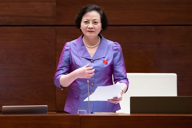 Chỉ đạo mới của Bộ Nội vụ về chế độ cho cán bộ , công chức nghỉ việc - Ảnh 1.