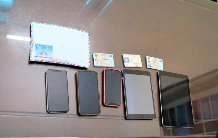 Triệt phá đường dây cá độ bóng đá lớn nhất Nam Định với giao dịch 100 tỷ đồng - Ảnh 2.