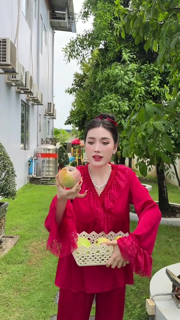 Những điều lạ chưa có lời giải về 2 biệt phủ của Ngân Collagen Cần Thơ- Ảnh 7. Những điều lạ chưa có lời giải về 2 biệt phủ của Ngân Collagen Cần Thơ- Ảnh 7.