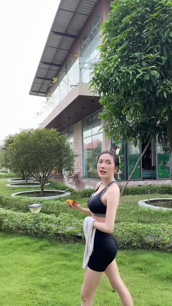 Những điều lạ chưa có lời giải về 2 biệt phủ của Ngân Collagen Cần Thơ- Ảnh 10. Những điều lạ chưa có lời giải về 2 biệt phủ của Ngân Collagen Cần Thơ- Ảnh 10.