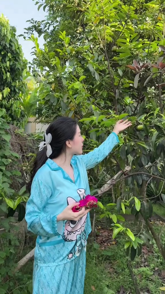Những điều lạ chưa có lời giải về 2 biệt phủ của Ngân Collagen Cần Thơ- Ảnh 5. Những điều lạ chưa có lời giải về 2 biệt phủ của Ngân Collagen Cần Thơ- Ảnh 5.