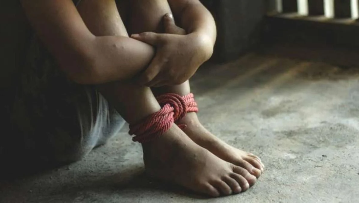 Sợ h&atilde;i quảng c&aacute;o tuyển dụng l&agrave;m việc tại Campuchia: Kh&ocirc;ng cần bằng cấp, lương 26 triệu đồng, y&ecirc;u cầu "Phải c&oacute; nội tạng sạch"- Ảnh 2.