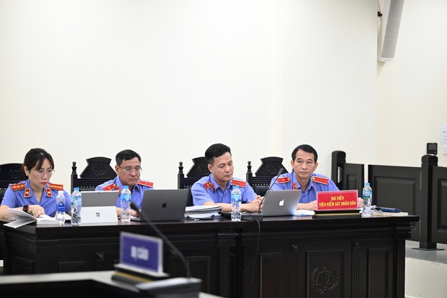 Cựu Phó vụ trưởng Bộ Công Thương Nguyễn Lộc An bị xét xử vì nhận hối lộ - Ảnh 5.
