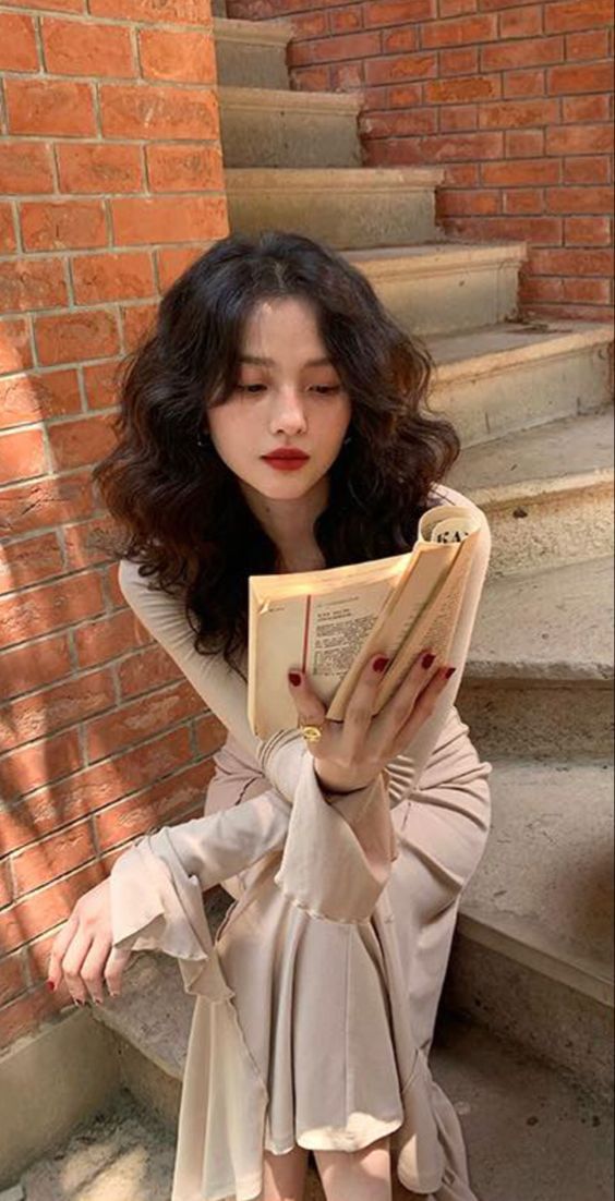 Phát hiện ra chồng nhắn tin "đong đưa" với gái lạ, tôi chưa kịp lên cơn ghen thì mẹ chồng đã ra tay xử lý cặp mèo mả gà đồng đâu vào đấy - Ảnh 2. Phát hiện ra chồng nhắn tin "đong đưa" với gái lạ, tôi chưa kịp lên cơn ghen thì mẹ chồng đã ra tay xử lý cặp mèo mả gà đồng đâu vào đấy - Ảnh 2.