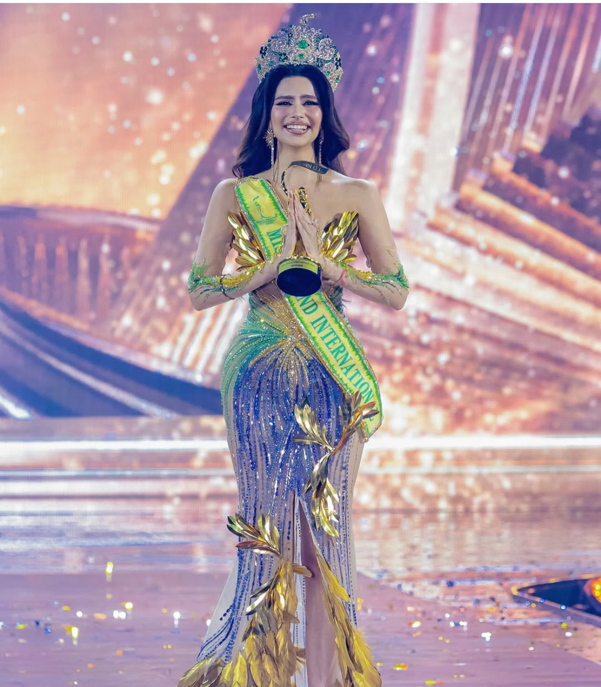 - Ảnh 4. - Ảnh 4.