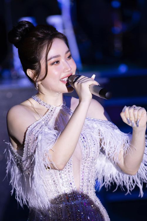 - Ảnh 1. - Ảnh 1.