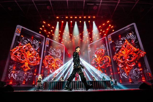 SOOBIN bật kh&oacute;c nức nở, kh&oacute;c ngất tr&ecirc;n s&acirc;n khấu- Ảnh 5.