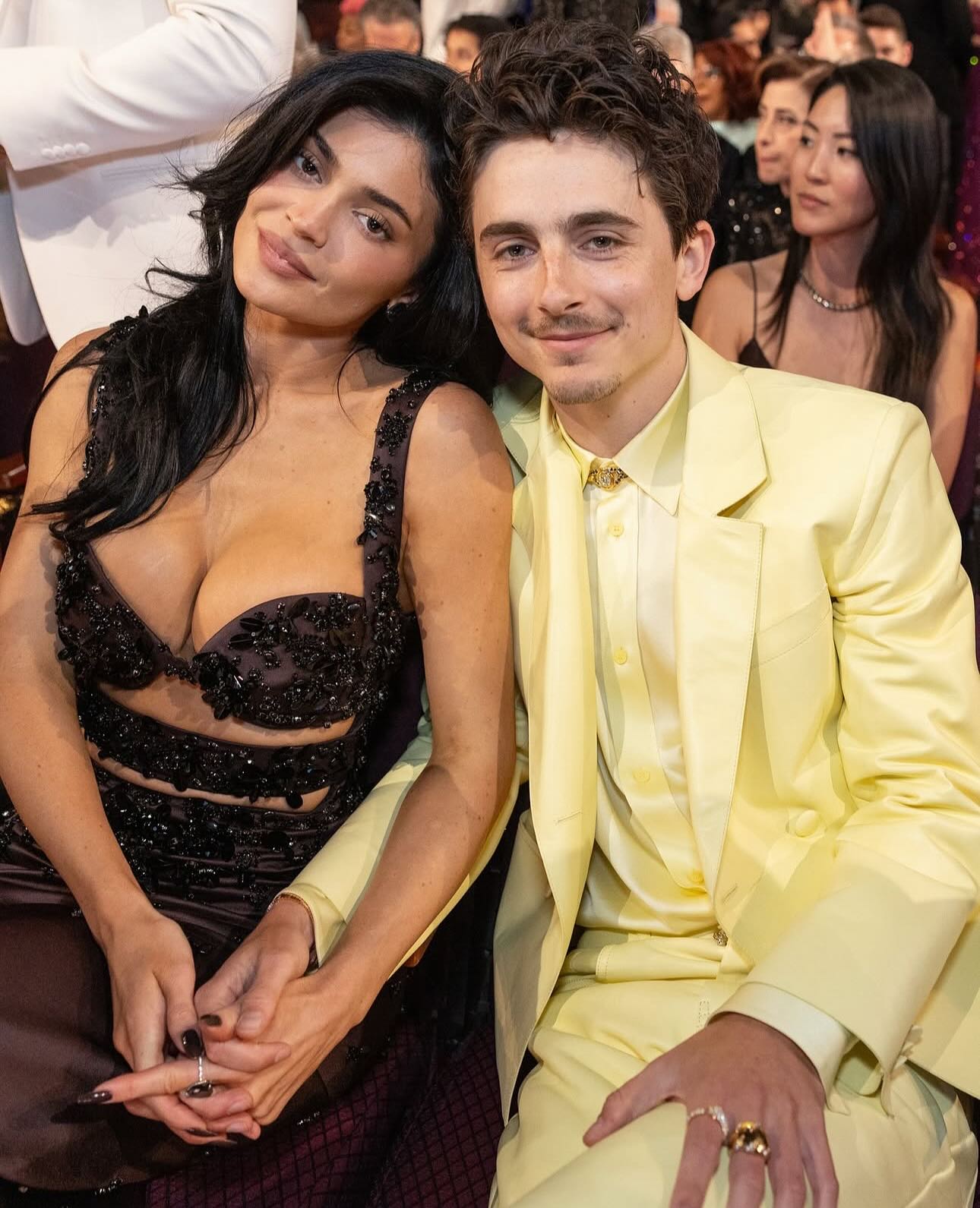 Kylie Jenner: Giao diện "trap girl" nhưng cực si tình, sắp có kết đẹp bên chàng trai hot nhất thế giới? - Ảnh 9. Kylie Jenner: Giao diện "trap girl" nhưng cực si tình, sắp có kết đẹp bên chàng trai hot nhất thế giới? - Ảnh 9.