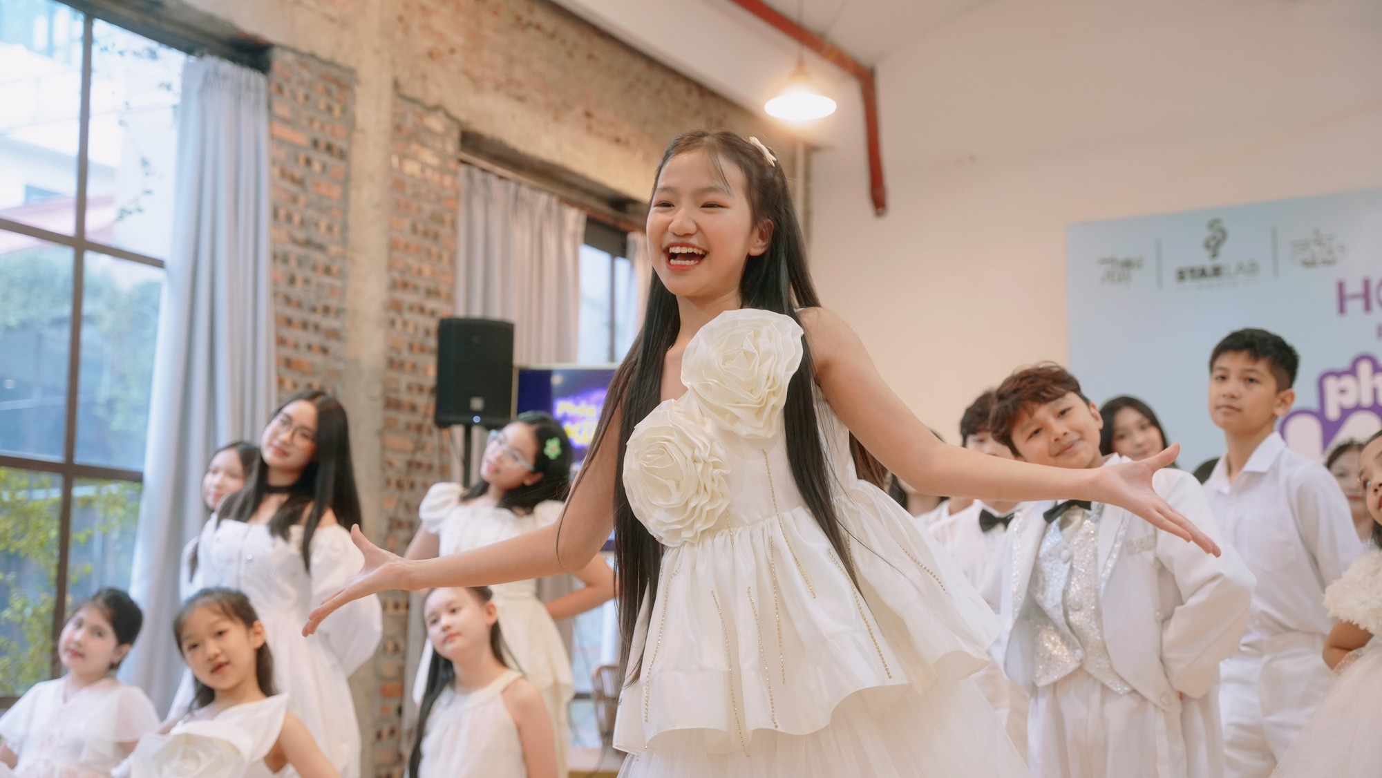 "Gi&aacute;o sư Xoay" Đinh Tiến Dũng: Ch&uacute;ng t&ocirc;i rất tr&acirc;n trọng những lời g&oacute;p &yacute; của anh Đăng- Ảnh 2.