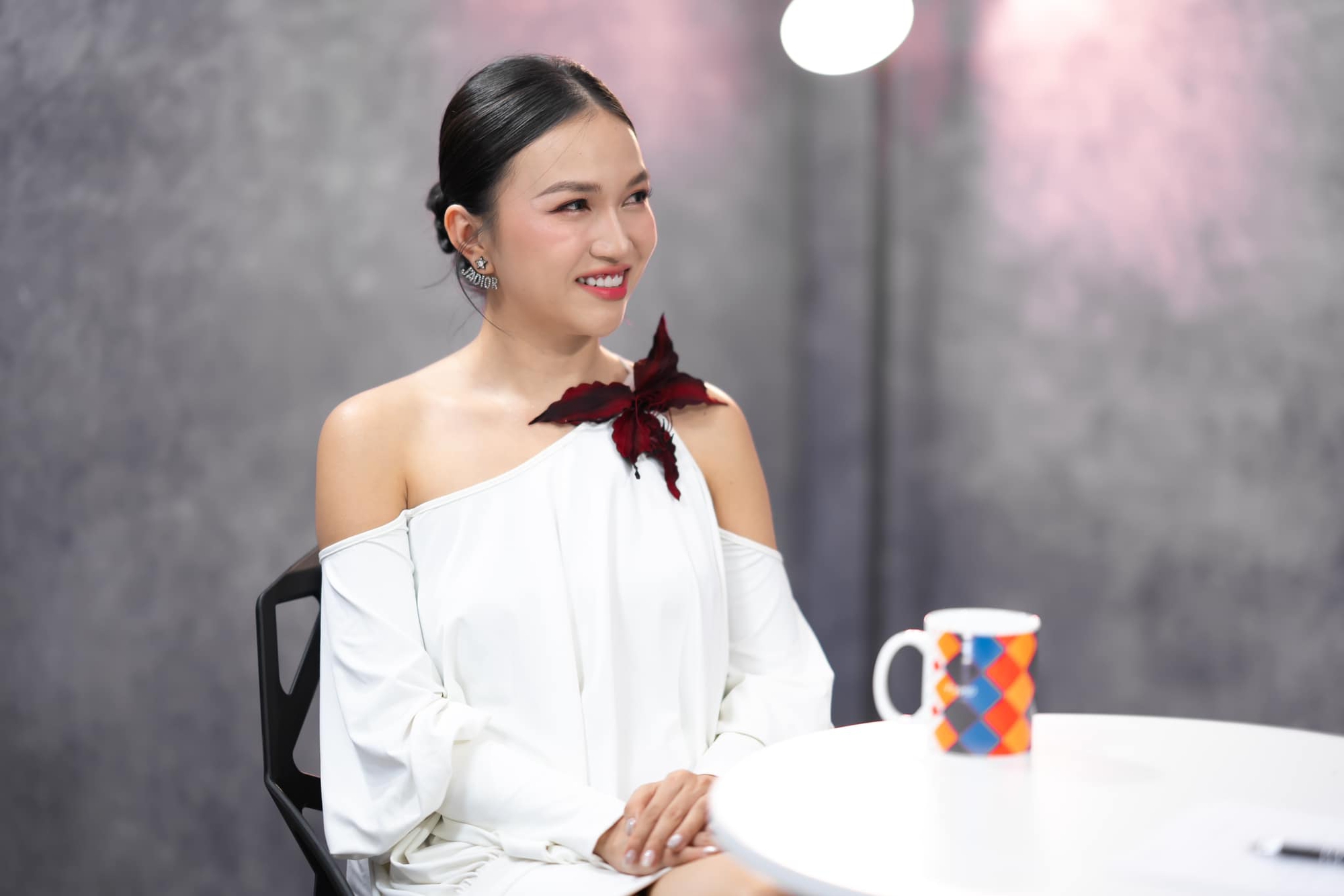 CEO thương hiệu đồ ngủ Emwear: Mất tất cả ở tuổi 32, không ngại trò chuyện với Chat GPT để vượt qua khủng hoảng- Ảnh 2.