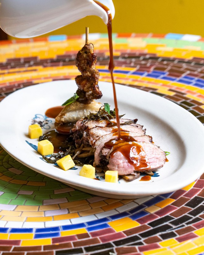 Nh&agrave; h&agrave;ng vừa tiếp đ&oacute;n Tổng thống Ph&aacute;p: Hoạt động gần 1 thế kỷ, Tim Cook, Lưu Diệc Phi cũng từng d&ugrave;ng bữa ở đ&acirc;y!- Ảnh 17.