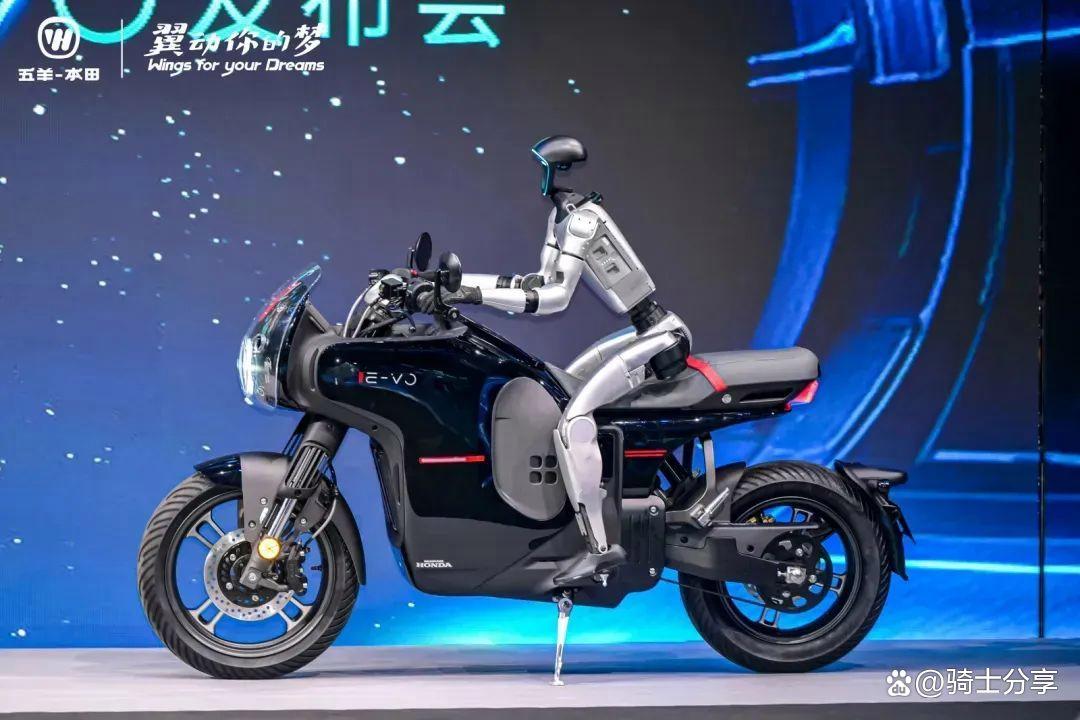 Honda chính thức ra mắt mẫu xe máy điện công suất lớn, công nghệ như ô tô, có giá hơn 100 triệu đồng!- Ảnh 2.
