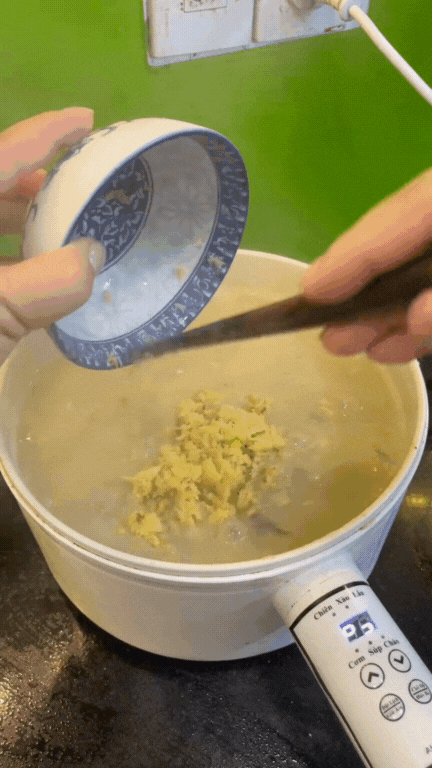 M&oacute;n ăn "lu&ocirc;n hết sạch" trong cỗ cưới miền Bắc: Nghe t&ecirc;n b&igrave;nh thường, ăn rồi mới thấy ghiền, n&oacute;ng hay nguội đều ngon - Ảnh 16.