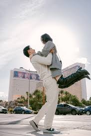 Nam diễn viên Việt quấn quýt bên người phụ nữ hơn 11 tuổi, có 1 con riêng như thuở mới yêu- Ảnh 6.