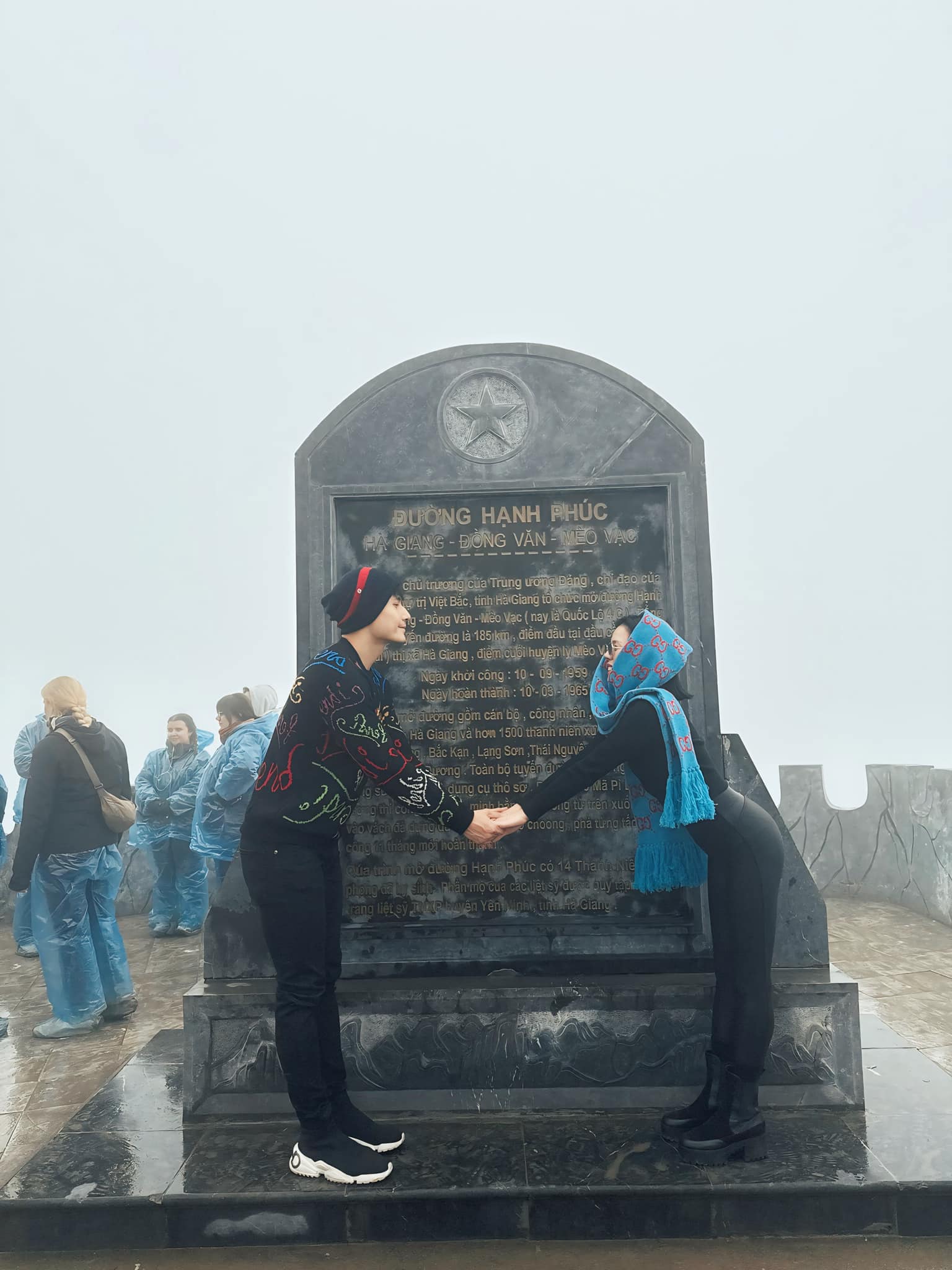 Nam diễn viên Việt quấn quýt bên người phụ nữ hơn 11 tuổi, có 1 con riêng như thuở mới yêu- Ảnh 7.