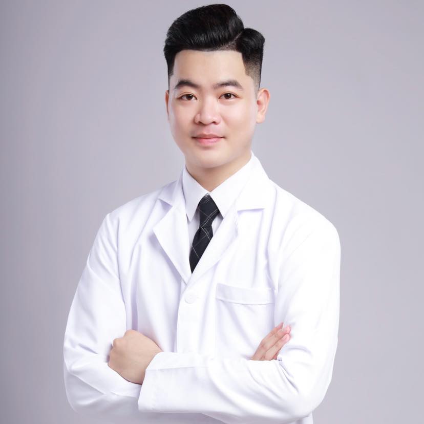 Từ giảng đường Trường Đại học Th&agrave;nh Đ&ocirc; đến CEO nh&agrave; thuốc uy t&iacute;n - Ảnh 1.