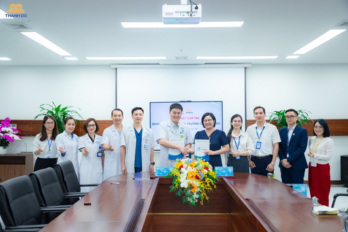 Từ giảng đường Trường Đại học Th&agrave;nh Đ&ocirc; đến CEO nh&agrave; thuốc uy t&iacute;n - Ảnh 2.