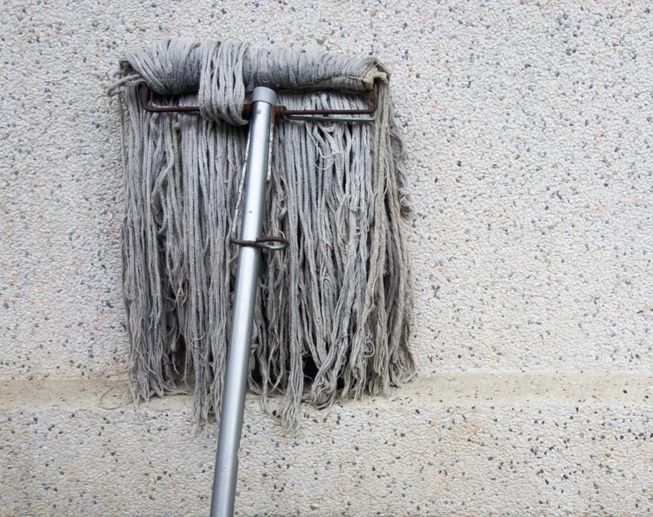 4 m&oacute;n đồ trong nh&agrave; l&agrave; 