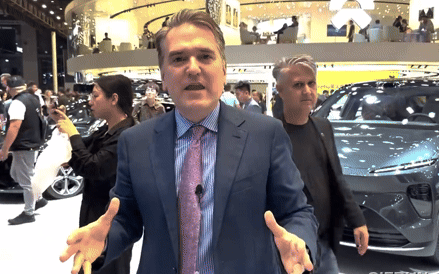 Ông Trump bít lỗ hổng thương mại với Trung Quốc: Nước cờ khiến hàng triệu giỏ hàng Mỹ trở nên trống rỗng - Ảnh 2.