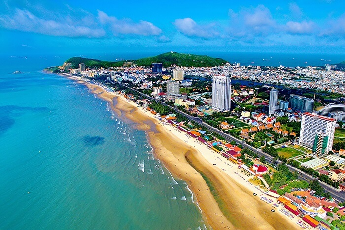 Vũng Tàu đón lượng du khách kỷ lục trong kỳ nghỉ lễ 30/ 4 - 1/5 năm nay - Ảnh 3. Vũng Tàu đón lượng du khách kỷ lục trong kỳ nghỉ lễ 30/ 4 - 1/5 năm nay - Ảnh 3.
