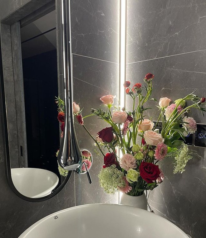 Người đ&agrave;n &ocirc;ng "thơm nhất Việt Nam" cưới vợ H&agrave;n xinh như mộng, sống trong căn hộ 20 tỷ sang hơn resort 5 sao- Ảnh 14.