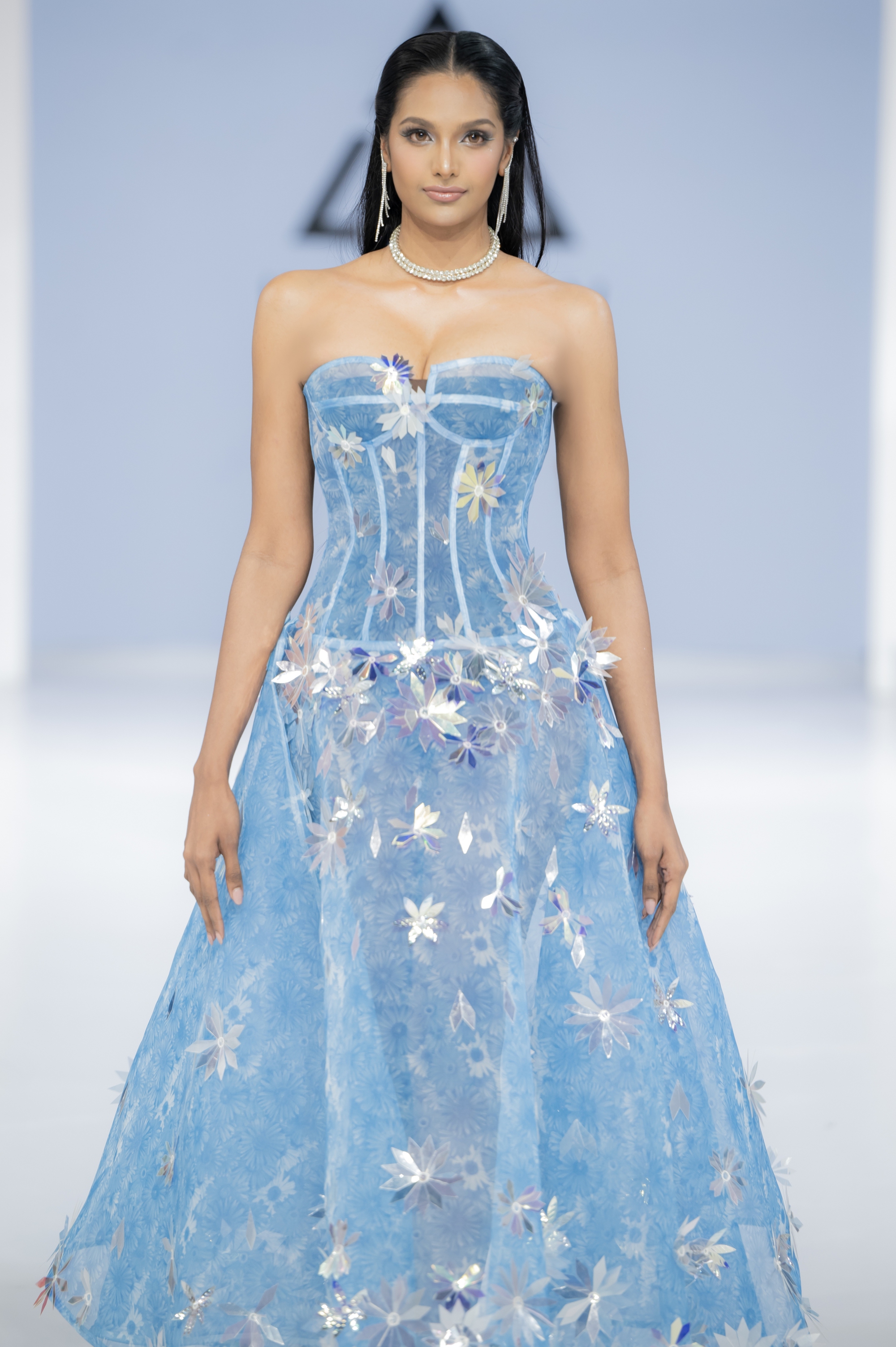 Miss Charm 2025 bận rộn với hoạt động d&agrave;y đặc, thấy "thoải m&aacute;i mỗi lần đặt ch&acirc;n đến TP.HCM"- Ảnh 4.