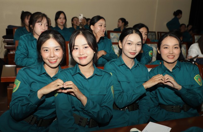 Nữ du kích miền Nam xuất quân tham gia diễu binh kỷ niệm 80 năm Quốc khánh - Ảnh 5. Nữ du kích miền Nam xuất quân tham gia diễu binh kỷ niệm 80 năm Quốc khánh - Ảnh 5.