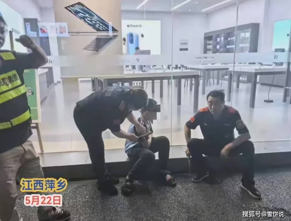 Cậu bé nghiện điện thoại bị bố đánh liền bỏ nhà đi, 2 ngày sau nhận tin khiến cả đời hối hận: Đừng quay lưng vì đó có thể là lần cuối...- Ảnh 3.