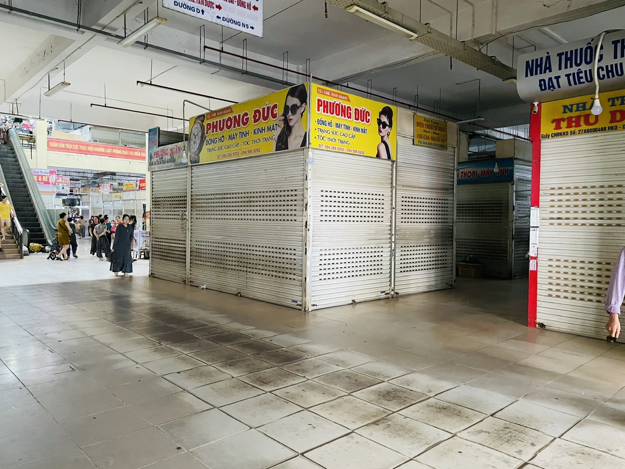 H&eacute; lộ nguy&ecirc;n nh&acirc;n khiến h&agrave;ng loạt ki ốt chợ lớn nhất Nghệ An bất ngờ đ&oacute;ng cửa- Ảnh 6.