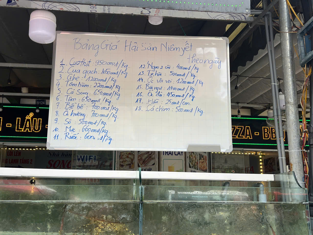 Thực hư vụ h&oacute;a đơn 4 con ghẹ nặng 2,3 kg ở Hạ Long- Ảnh 2.