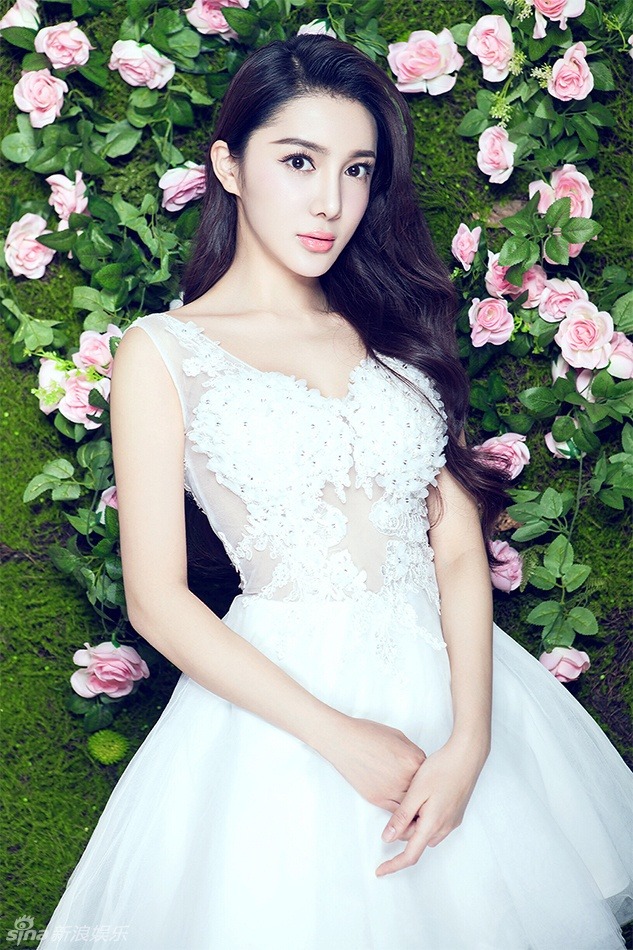 Cái chết ở bụi cây gây chấn động và ám ảnh showbiz của mỹ nhân 9X, quá nhiều uẩn khúc tại hiện trường- Ảnh 6. Cái chết ở bụi cây gây chấn động và ám ảnh showbiz của mỹ nhân 9X, quá nhiều uẩn khúc tại hiện trường- Ảnh 6.