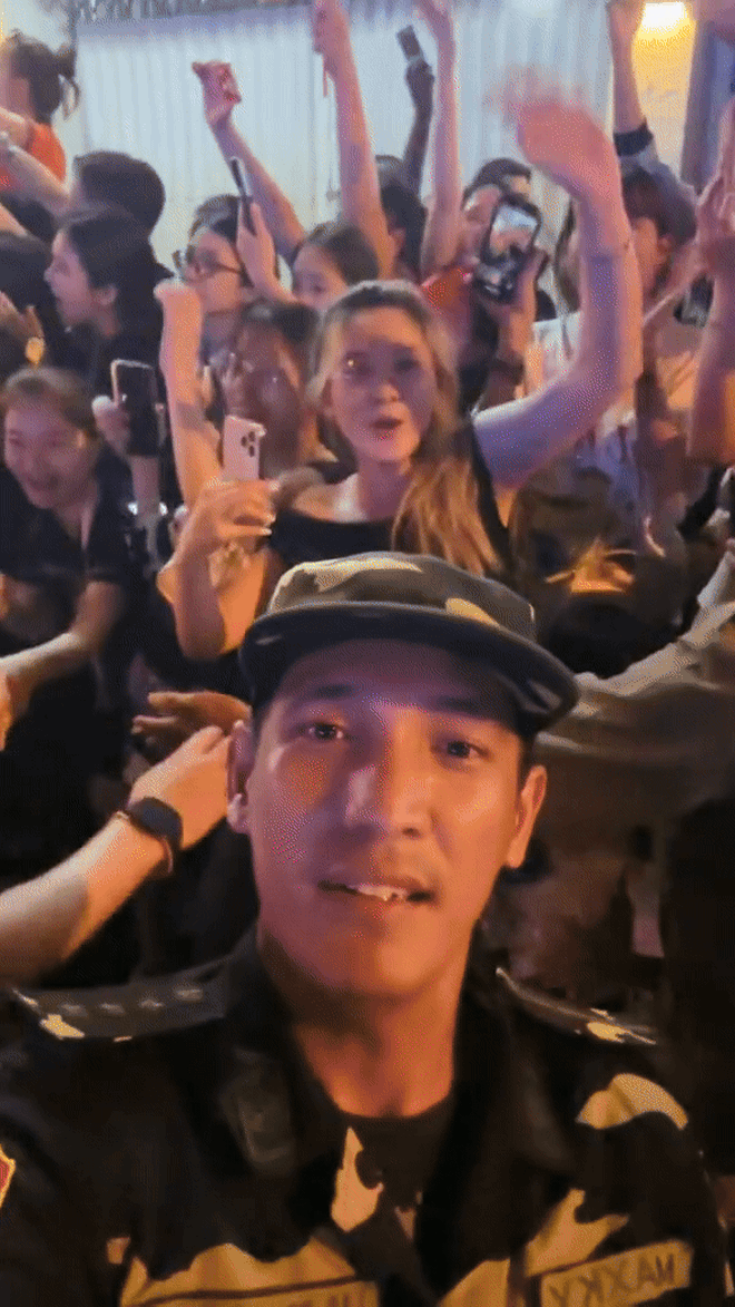 Đại uý Lào nổi tiếng sau màn nói tiếng Việt hút 6 triệu views trong vlog kể lại chuyến công tác 30/4- Ảnh 1.
