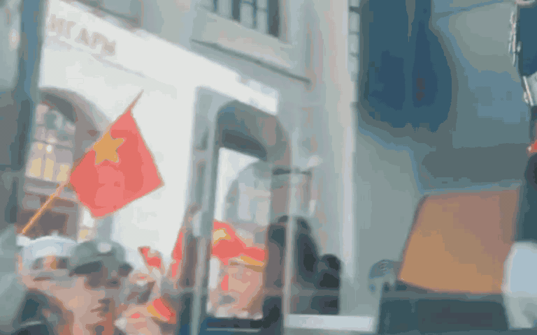 - Ảnh 2. - Ảnh 2.