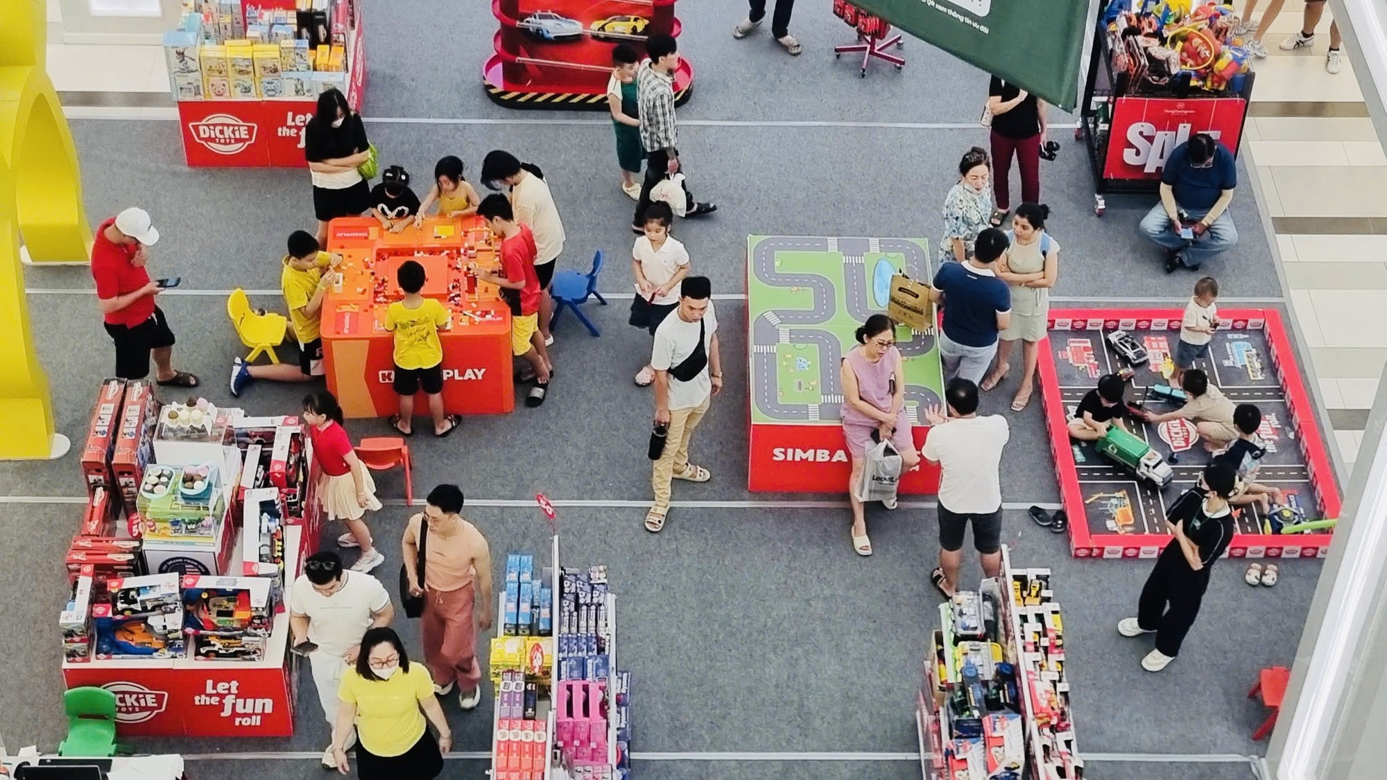 “Cha đẻ” của Vạn Hạnh Mall là người đứng sau cú “hồi sinh” ngoạn mục của Parkson Hùng Vương?- Ảnh 11. “Cha đẻ” của Vạn Hạnh Mall là người đứng sau cú “hồi sinh” ngoạn mục của Parkson Hùng Vương?- Ảnh 11.