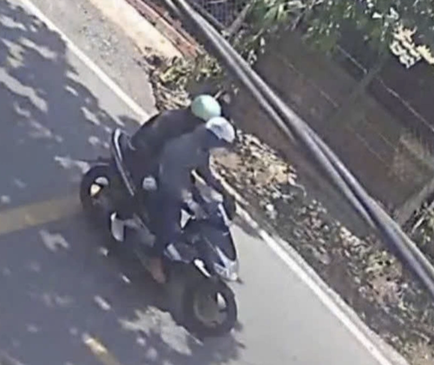 Danh tính 2 anh em cướp tiệm vàng vừa bị Công an TP HCM bắt giữ- Ảnh 3.