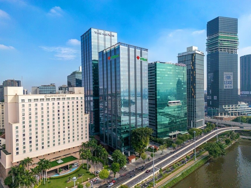 Người ‘ôm vàng’ lỗ nặng - Ảnh 2.