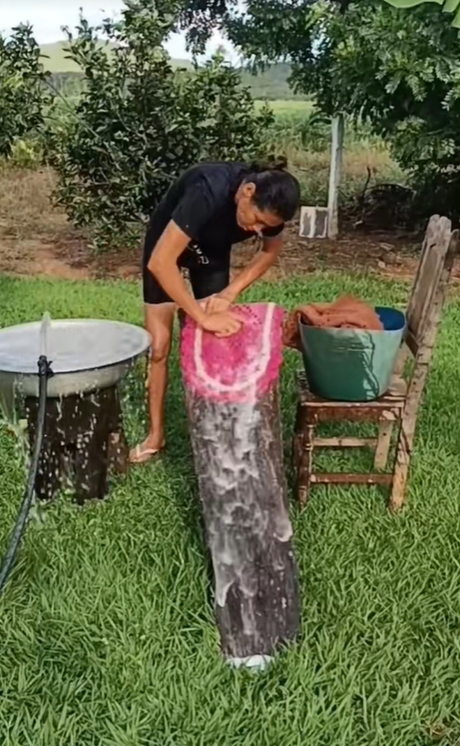 Clip c&oacute; mở b&agrave;i hoang mang, th&acirc;n b&agrave;i v&agrave; kết b&agrave;i hoang đường khiến 35 triệu người kh&ocirc;ng thể dừng xem- Ảnh 4.