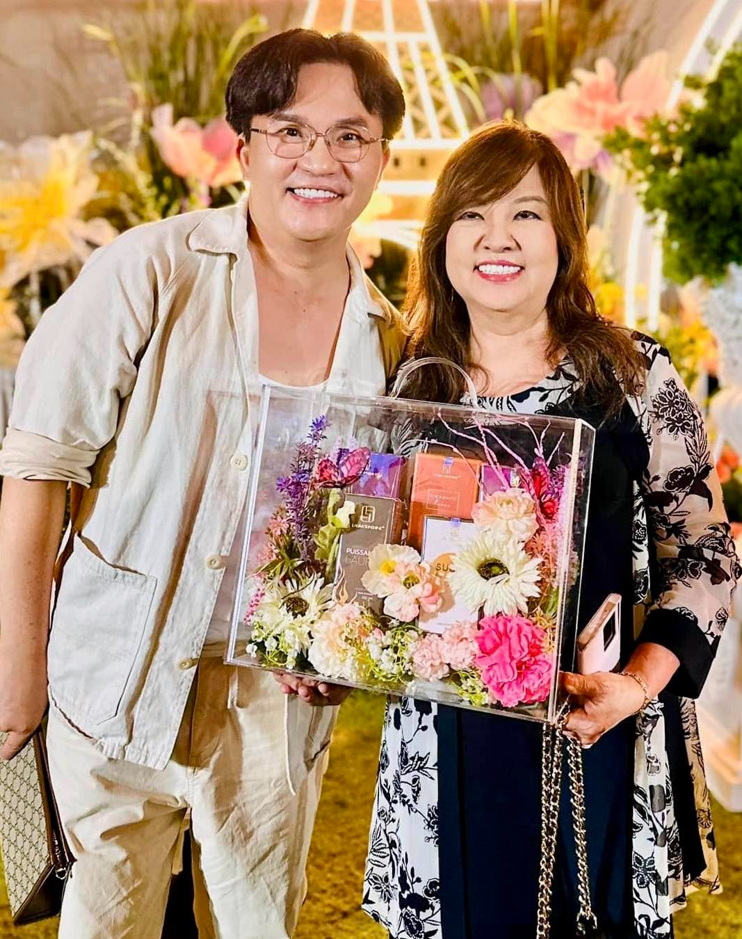 Hình ảnh Đại Nghĩa và mẹ trước khi bà qua đời vì đột quỵ, tình trạng hiện tại của nam MC gây xót xa- Ảnh 3.