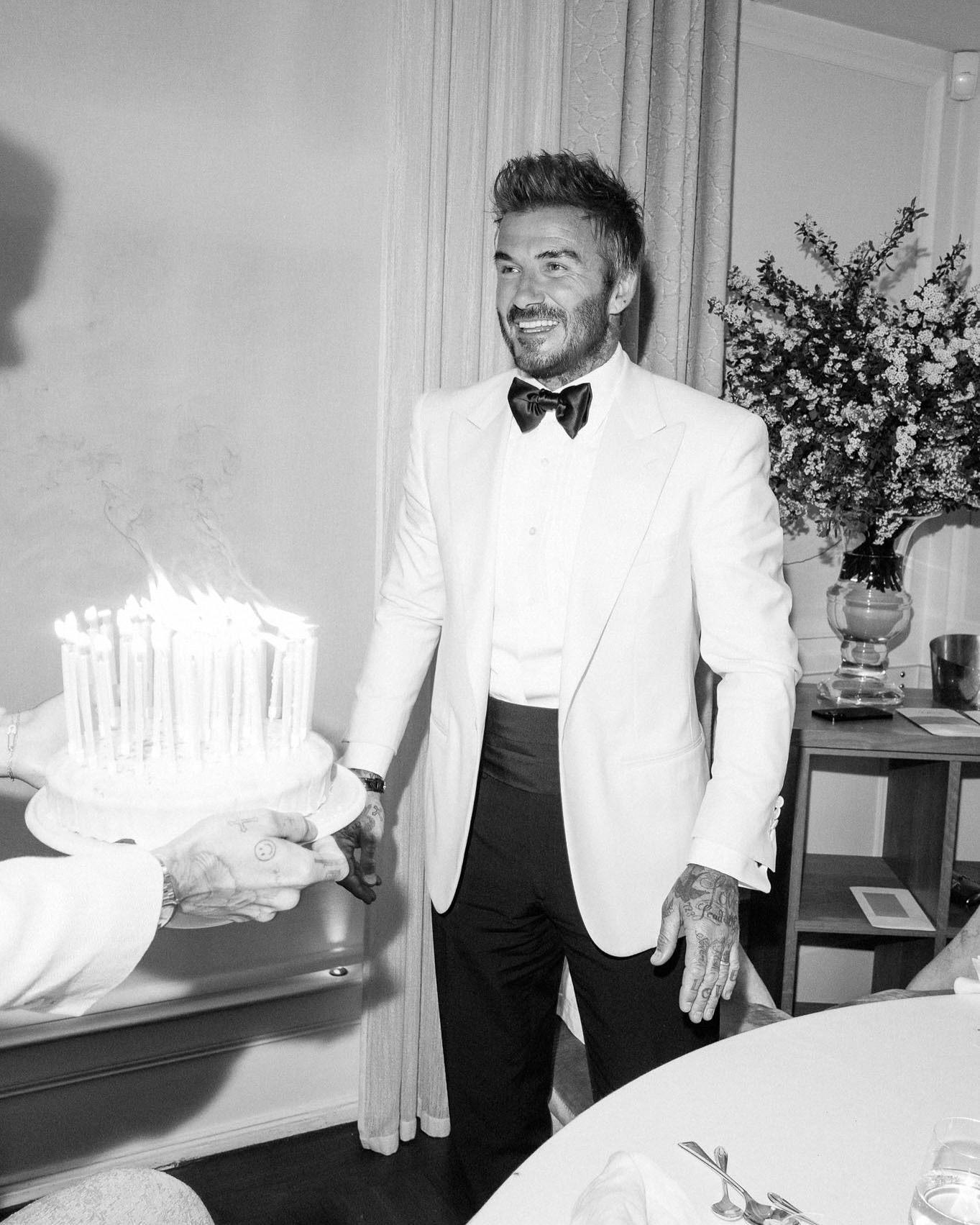 Bộ ảnh của gia đình Beckham trong bữa tiệc xa hoa quy tụ dàn sao Hollywood, bất chấp tin đồn rạn nứt- Ảnh 5.