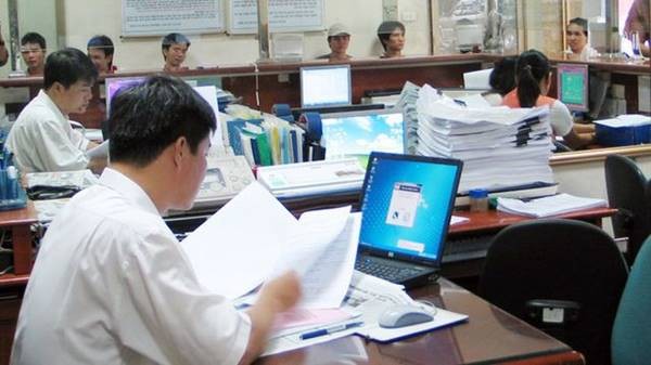Cán bộ , công chức xã không sáp nhập có được hưởng chế độ nghỉ hưu trước tuổi? - Ảnh 1. Cán bộ , công chức xã không sáp nhập có được hưởng chế độ nghỉ hưu trước tuổi? - Ảnh 1.