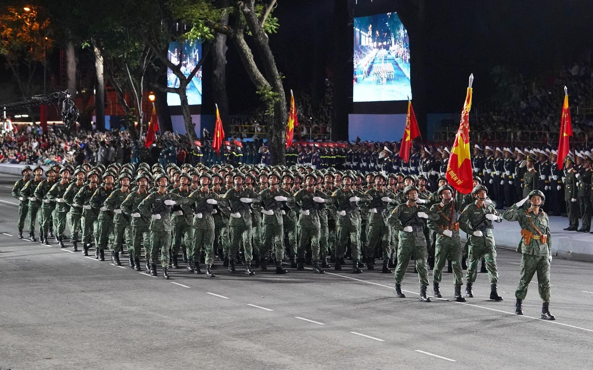 Báo Nga: Việt Nam đã mời chúng ta, quân đội Nga nhận một nhiệm vụ duy nhất nhưng "cực kỳ quan trọng" - Ảnh 2.