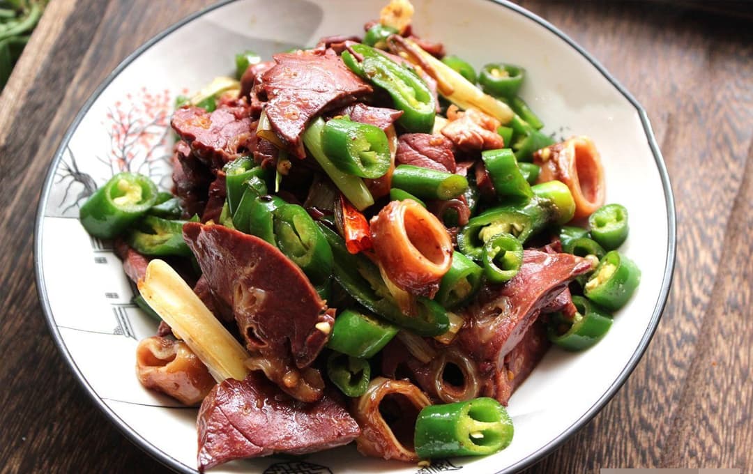 Lòng lợn “bách khoa toàn thư”: Mỗi miếng một tên gọi, ăn sai là mất hết tinh túy!- Ảnh 11.