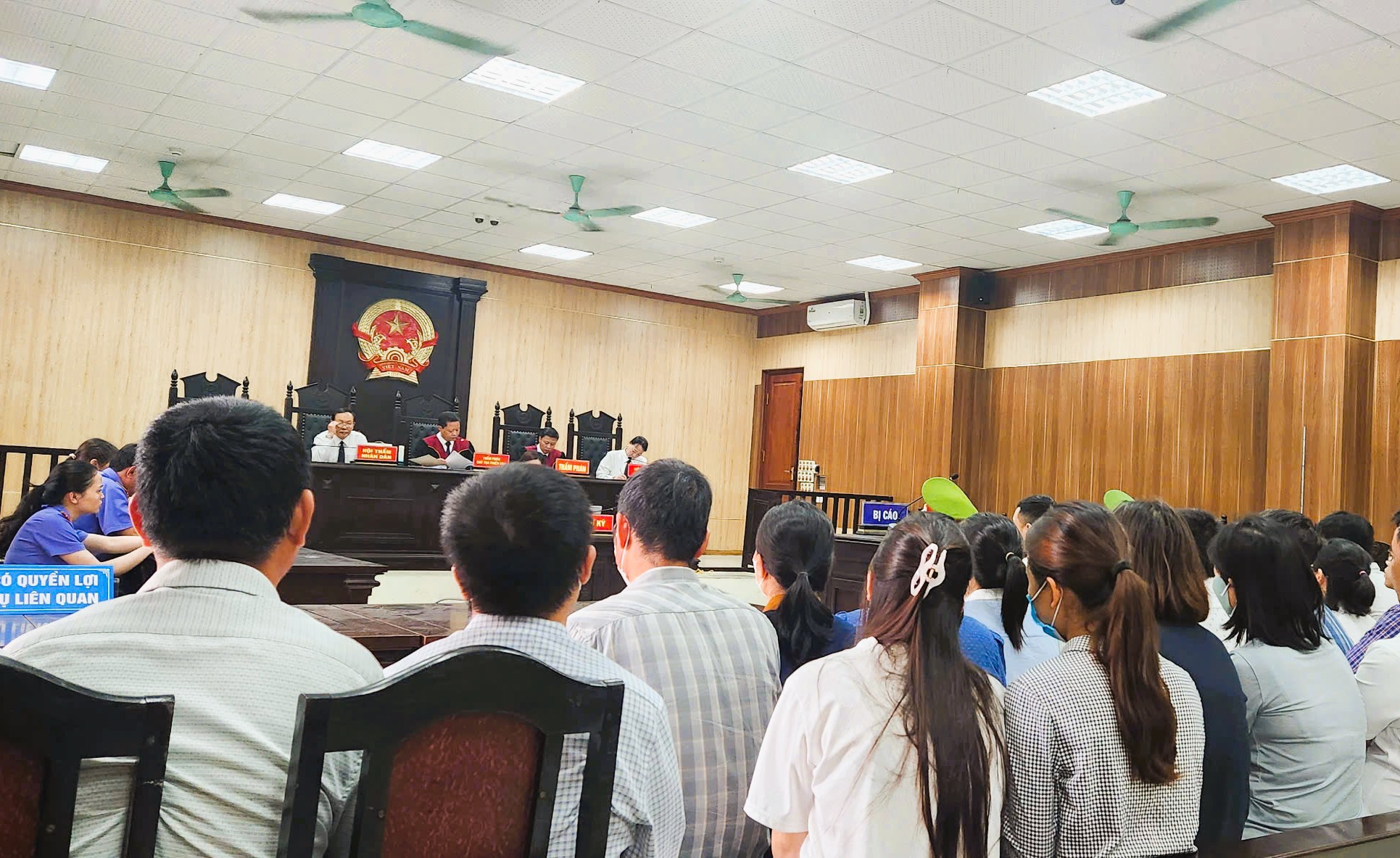 Số tiền trong vụ án hối lộ thanh hóa gây chấn động với 1 , 3 tỷ đồng bị đưa , nhận - Ảnh 1.