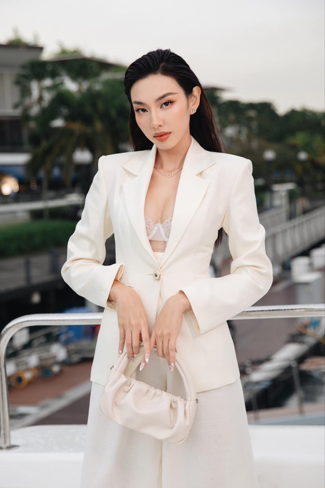 Rầm rộ t&iacute;n hiệu mới nhất của Hoa hậu Thuỳ Ti&ecirc;n? - Ảnh 4.