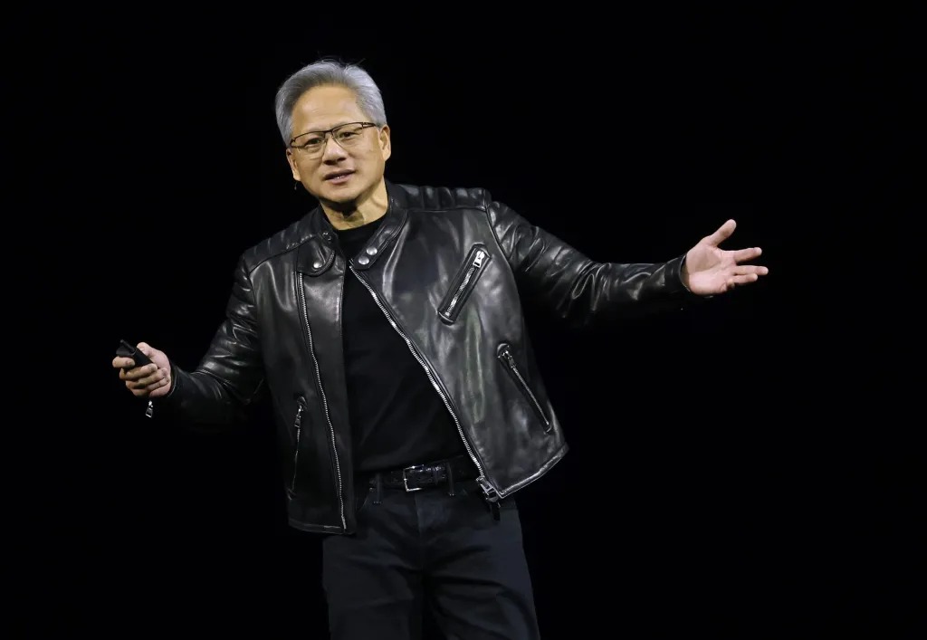 CEO Jensen Huang: 50% số nhà nghiên cứu AI là người Trung Quốc - Ảnh 1.